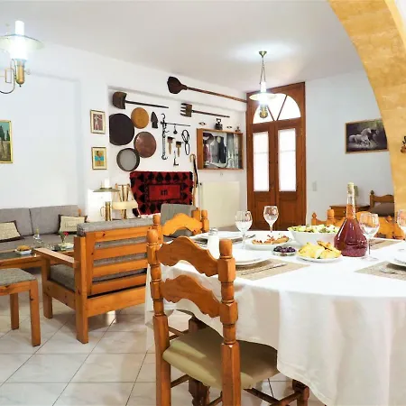 Traditional Cretan Rodhopos