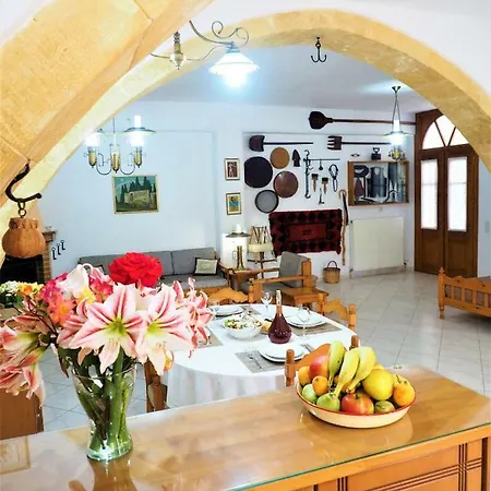 Traditional Cretan *